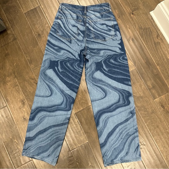 Wild Fable Blue Swirled Highest Rise Baggy Jeans size 2/26 - Picture 2 of 5